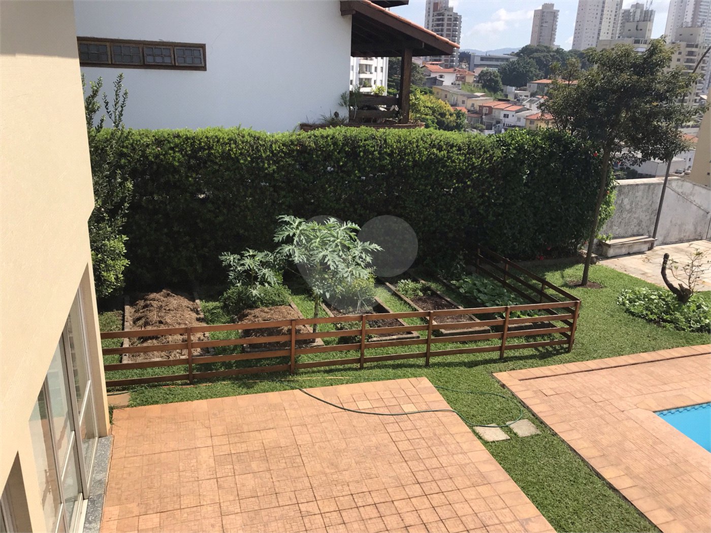 Sobrado à venda com 5 quartos, sendo 1 suíte, em Jardim São Bento, São Paulo, SP