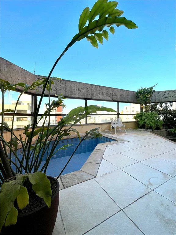Apartamento à venda com 6 suítes em Santana, São Paulo, SP