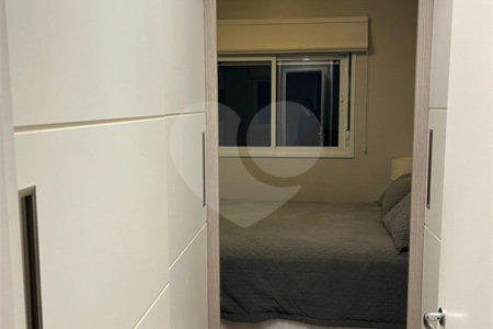 Apartamento à venda com 3 suítes em Vila Andrade, São Paulo, SP