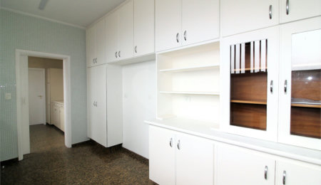 Apartamento à venda com 4 quartos, sendo 3 suítes,  em Santo Amaro, São Paulo, SP