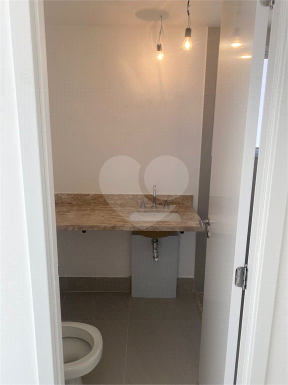 Apartamento à venda com 2 suítes em Santo Amaro, São Paulo, SP