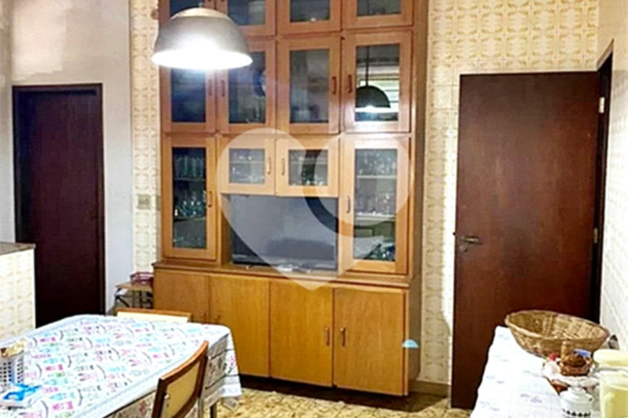 Casa à venda com 3 quartos, sendo 1 suíte, em Vila Albertina, São Paulo, SP