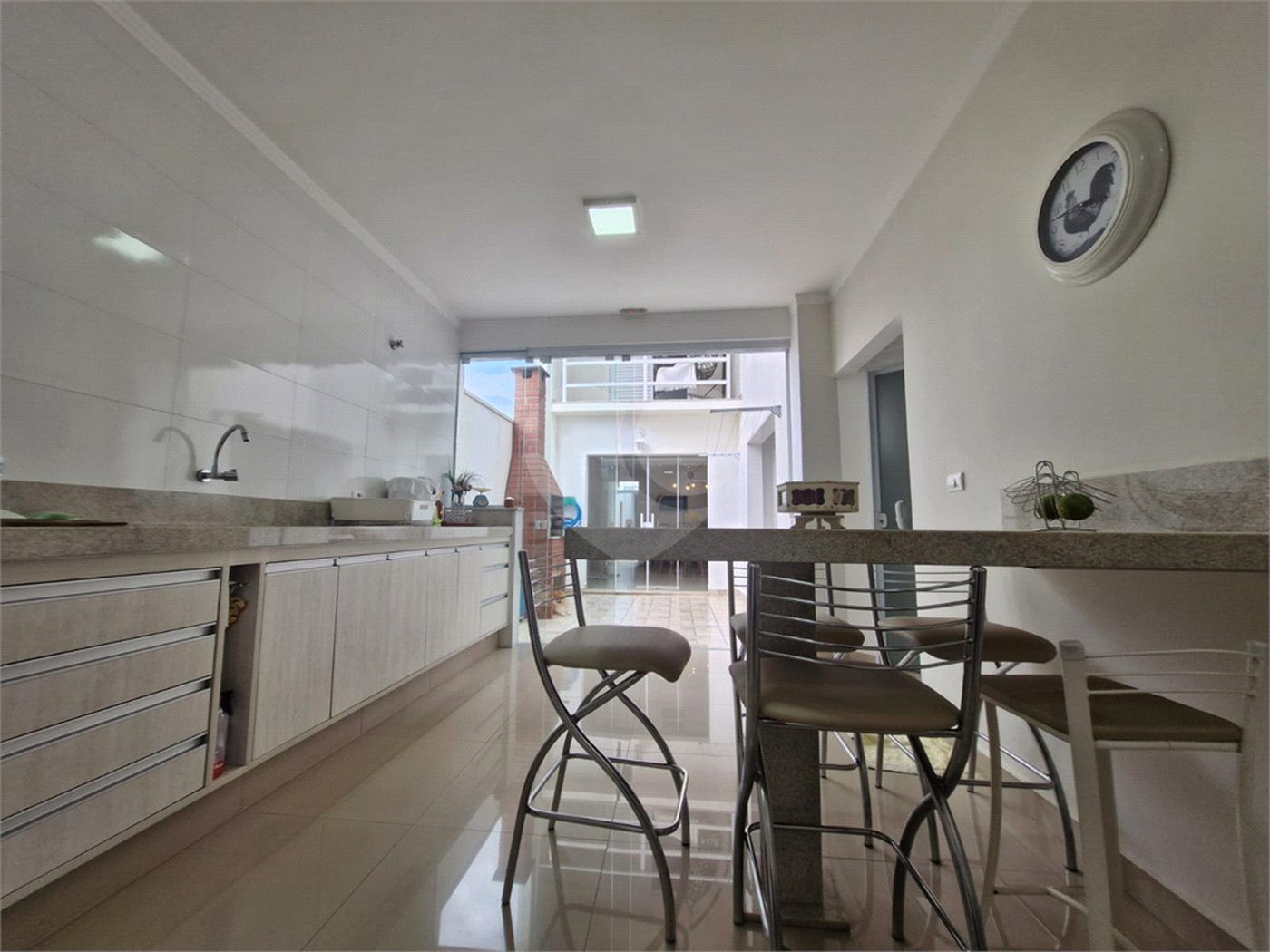 Casa à venda com 3 quartos, sendo 2 suítes, em Bela Vista, Salto, SP
