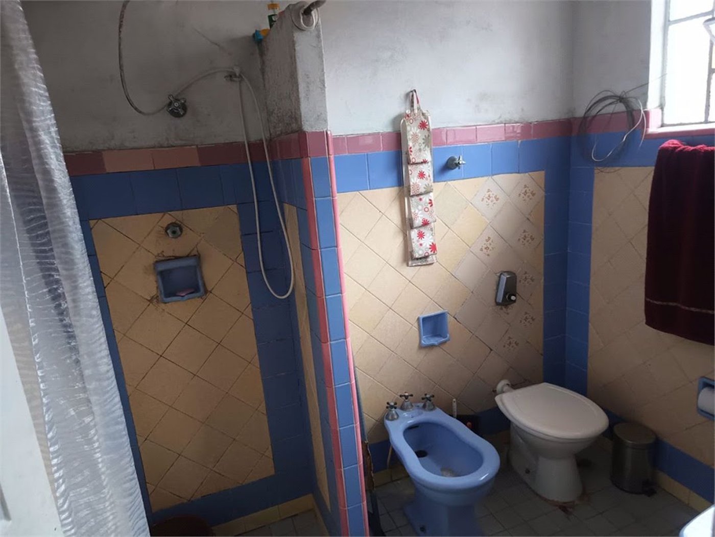 Casa Residencial à venda, Vila São Jorge, São Vicente - CA0187.