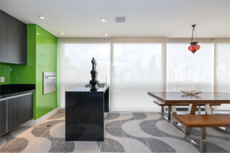 Apartamento à venda com 3 suítes em Vila Nova Conceição, São Paulo, SP