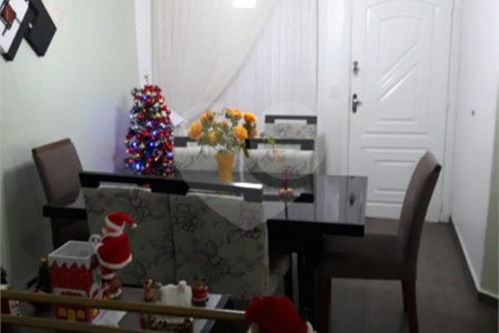 Casa à venda com 3 quartos, sendo 1 suíte, em Vila Suissa, Mogi das Cruzes, SP