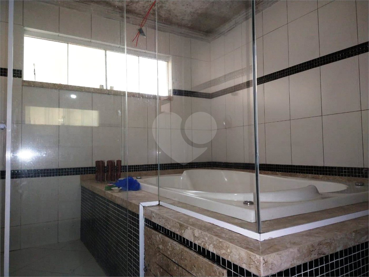 Casa à venda com 8 quartos, sendo 4 suítes, em Santa Inês, Mairiporã, SP