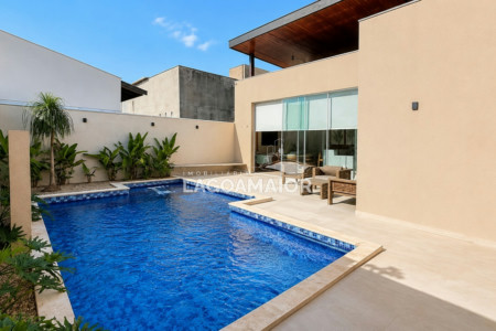 Casa à venda com 3 quartos, sendo 3 suítes, em Santos Dumont, Três Lagoas - MS