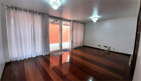 Casa à venda com 3 quartos, sendo 1 suíte,  em Chácara Santo Antônio (zona Sul), São Paulo, SP