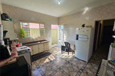 Casa à venda com 2 quartos em Jardim Monte Santo, Itapetininga, SP