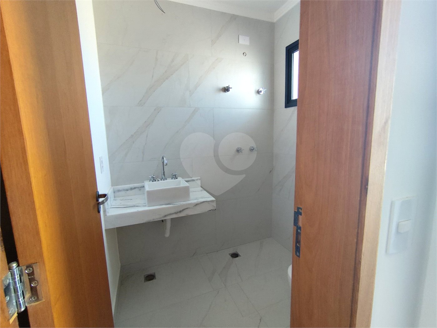 Sobrado à venda com 3 quartos, sendo 1 suíte, em Santa Teresinha, São Paulo, SP