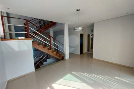 Casa à venda com 3 quartos, sendo 1 suíte, no condomínio Village Saint Clair, Sorocaba - SP