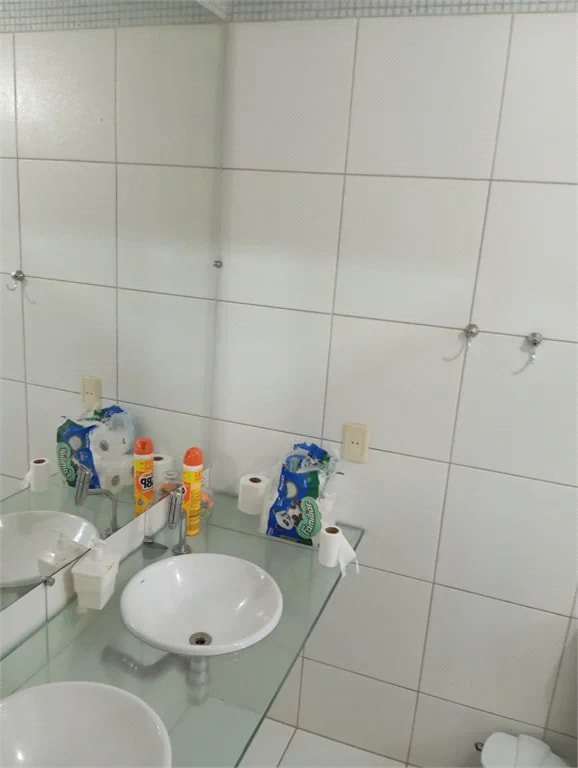Casa à venda com 3 quartos, sendo 1 suíte,  em Cajueiro, Balsas, MA