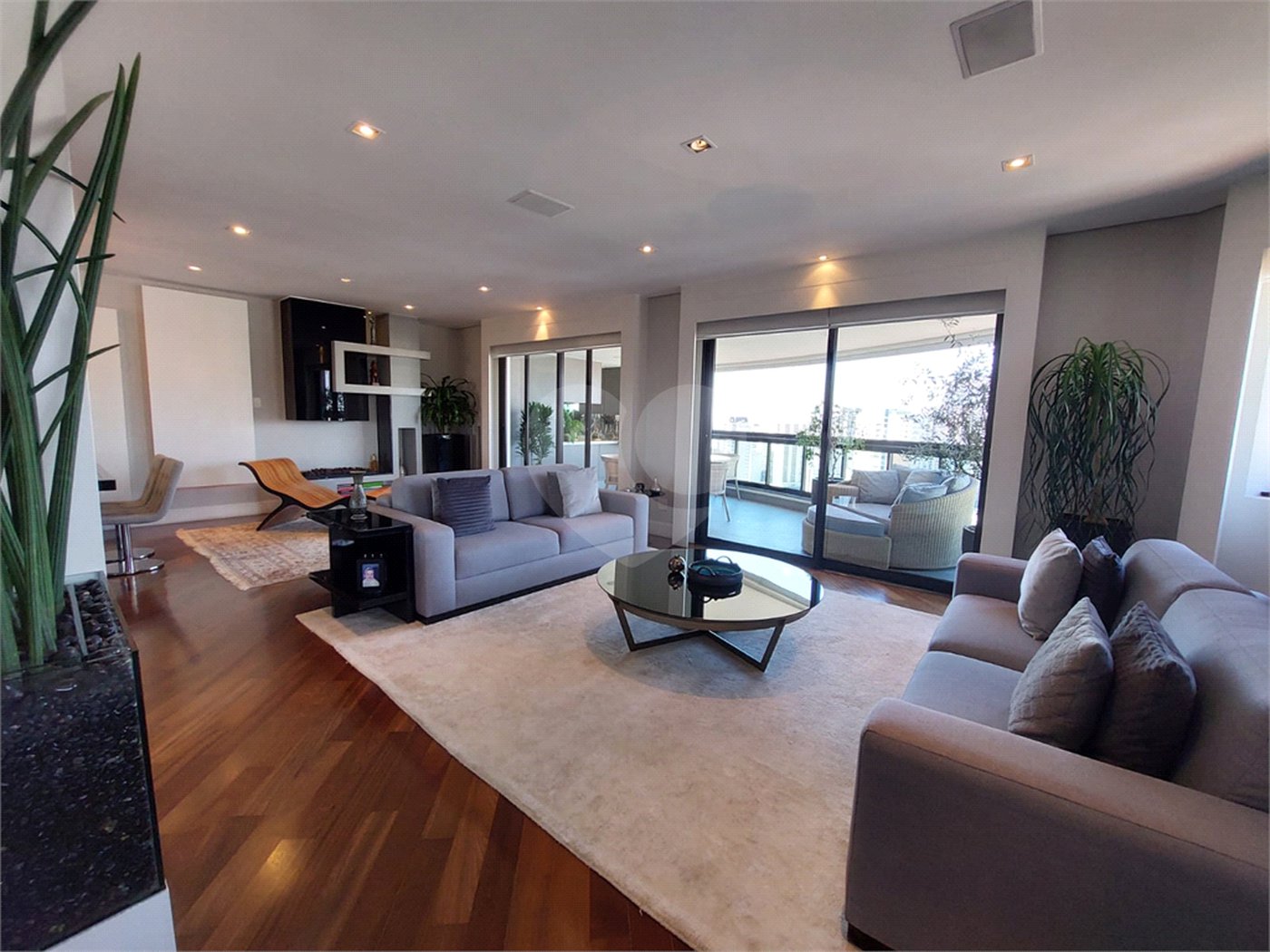 Apartamento à venda ou para alugar com 3 suítes em Perdizes, São Paulo, SP