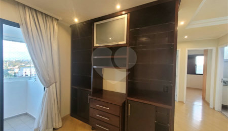 Apartamento para alugar com 3 quartos, sendo 1 suíte,  em Vila Hamburguesa, São Paulo, SP