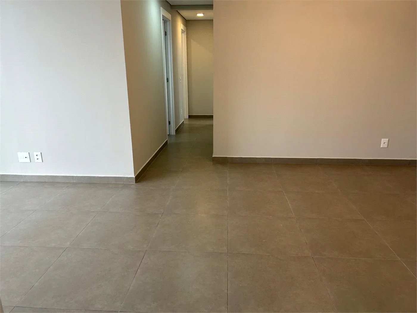 Apartamento à venda com 3 quartos, sendo 1 suíte, em Jardim Caboré, São Paulo, SP
