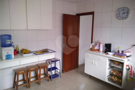 Casa à venda com 3 quartos, sendo 1 suíte,  em Jardim Bonfiglioli, São Paulo, SP