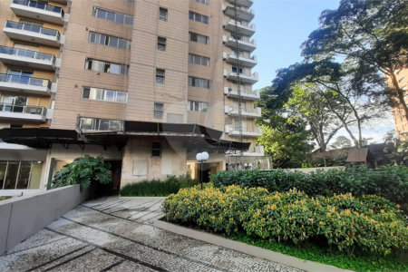 Apartamento à venda com 4 quartos, sendo 1 suíte, em Alto da Boa Vista, São Paulo, SP