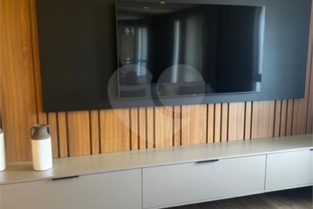 Apartamento à venda com 4 suítes em Vila Embaré, Valinhos, SP