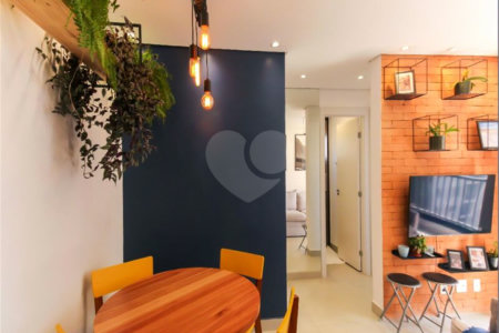 Apartamento à venda com 2 quartos em Mooca, São Paulo, SP