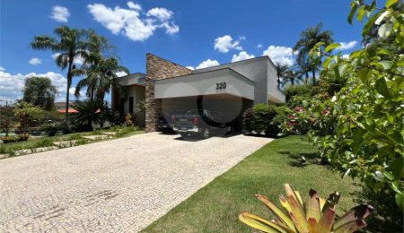 Casa à venda com 3 suítes no condomínio Vinhas da Vista Alegre - Lado Sede, Vinhedo - SP