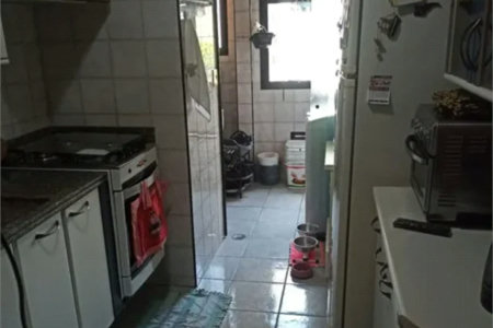 Apartamento à venda com 3 quartos, sendo 1 suíte, em Vila Hamburguesa, São Paulo, SP
