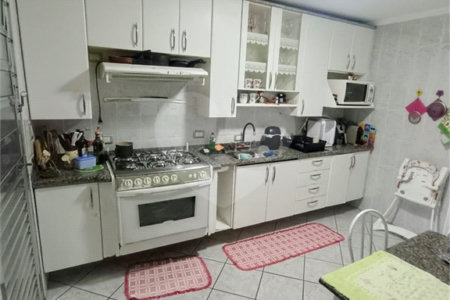 Sobrado à venda com 3 quartos, sendo 1 suíte, em Cidade Continental, São Paulo, SP