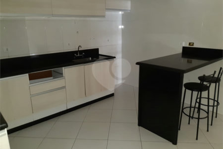 Sobrado à venda com 3 quartos, sendo 1 suíte, em Lauzane Paulista, São Paulo, SP