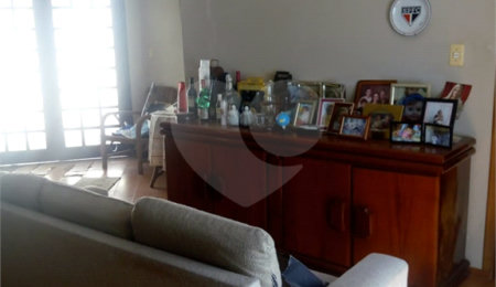 Casa Térrea à venda com 3 quartos, sendo 1 suíte, em Jardim Prudência, São Paulo, SP