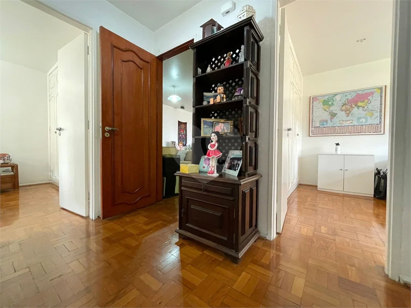 Apartamento à venda com 3 quartos, sendo 1 suíte,  em Vila Mariana, São Paulo, SP