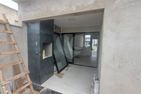 Casa à venda com 3 quartos, sendo 1 suíte, no condomínio Residencial Horto Villagio, Sorocaba - SP