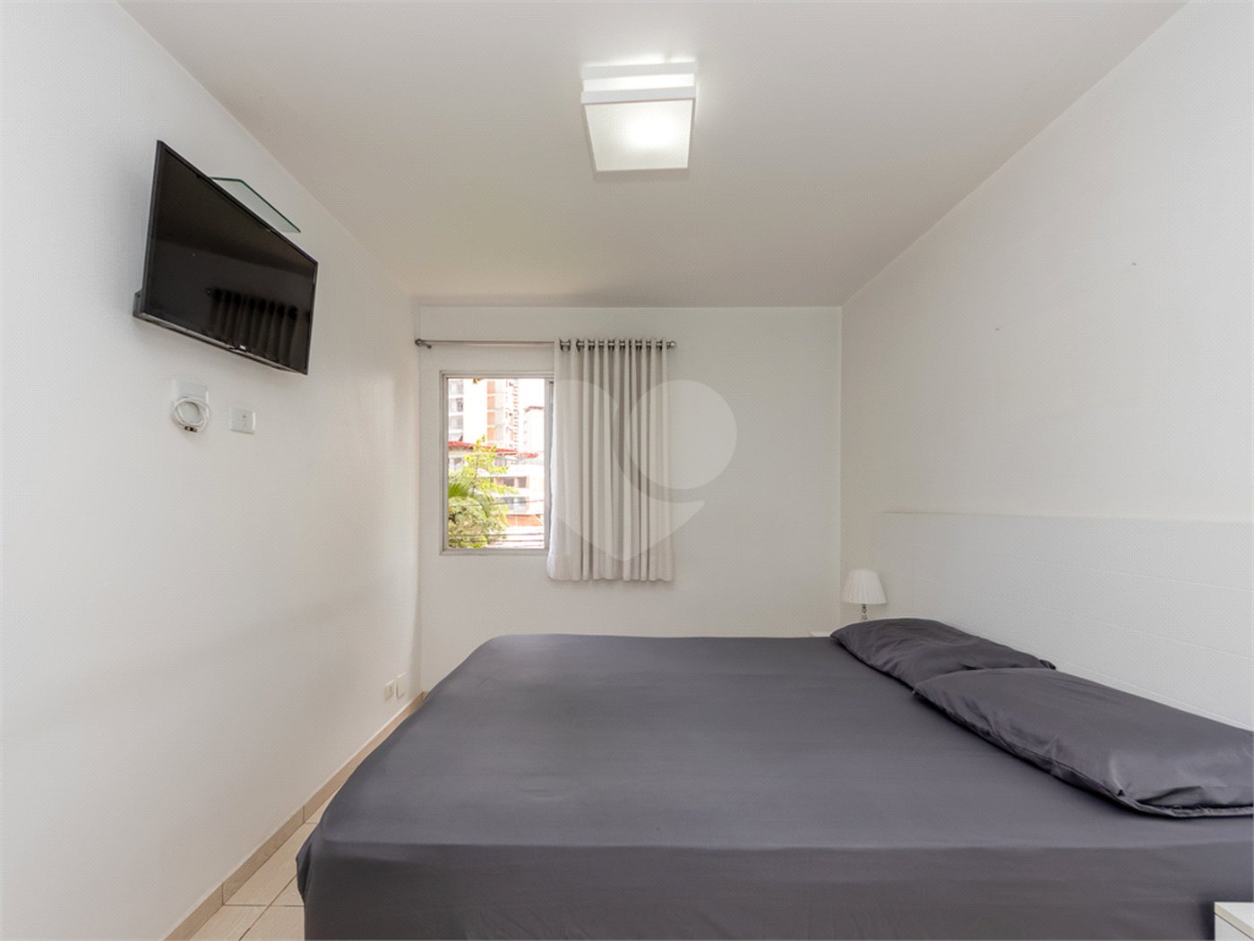 Apartamento à venda com 3 quartos, sendo 1 suíte,  em Vila Clementino, São Paulo, SP