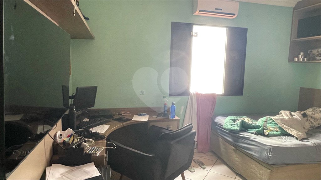 Sobrado à venda com 3 quartos, sendo 1 suíte, em Vila Guilherme, São Paulo, SP