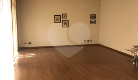 Sobrado à venda com 5 quartos, sendo 1 suíte,  em Santana, São Paulo, SP