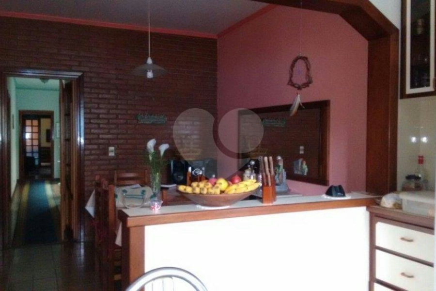 Casa Térrea à venda com 3 quartos, sendo 2 suítes, em Jaraguá, São Paulo, SP