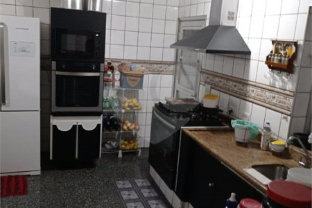 Casa à venda com 5 suítes em Vila Medeiros, São Paulo, SP