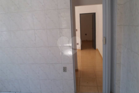 Casa à venda com 3 quartos em Jardim Vila Rosa, Valinhos, SP