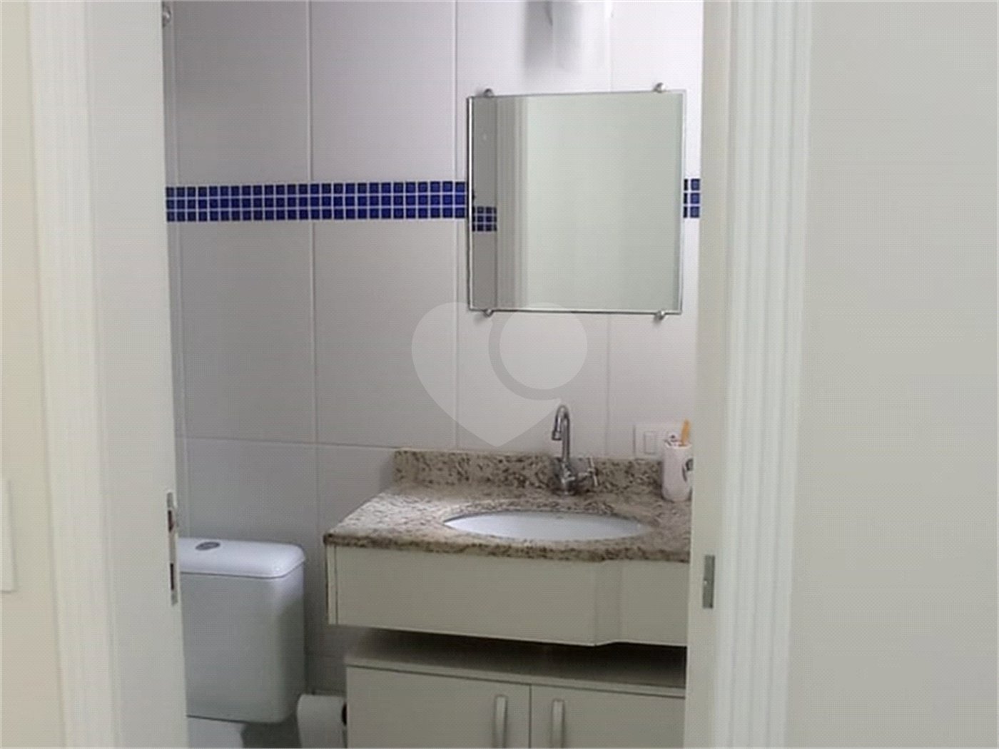 Casa à venda com 2 suítes no condomínio Residencial Pavoni I, São Paulo - SP
