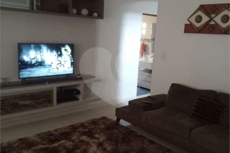 Casa à venda com 3 quartos em Sítio São José, Suzano, SP