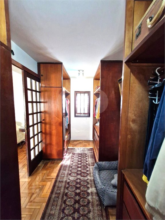 Casa à venda com 4 quartos, sendo 1 suíte,  em Granja Julieta, São Paulo, SP
