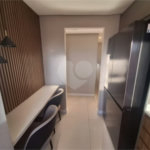 Apartamento totalmente mobiliado com 2 dormitórios, 1 vaga