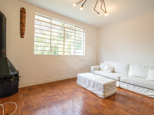Sobrado à venda com 2 quartos, sendo 1 suíte,  em Jardim Petrópolis, São Paulo, SP