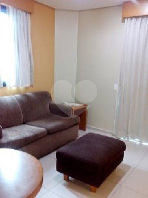 Flat à venda com 1 quarto em Santana, São Paulo, SP