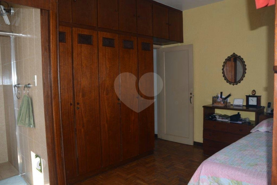 Apartamento à venda com 2 quartos, sendo 1 suíte,  em Itararé, São Vicente, SP