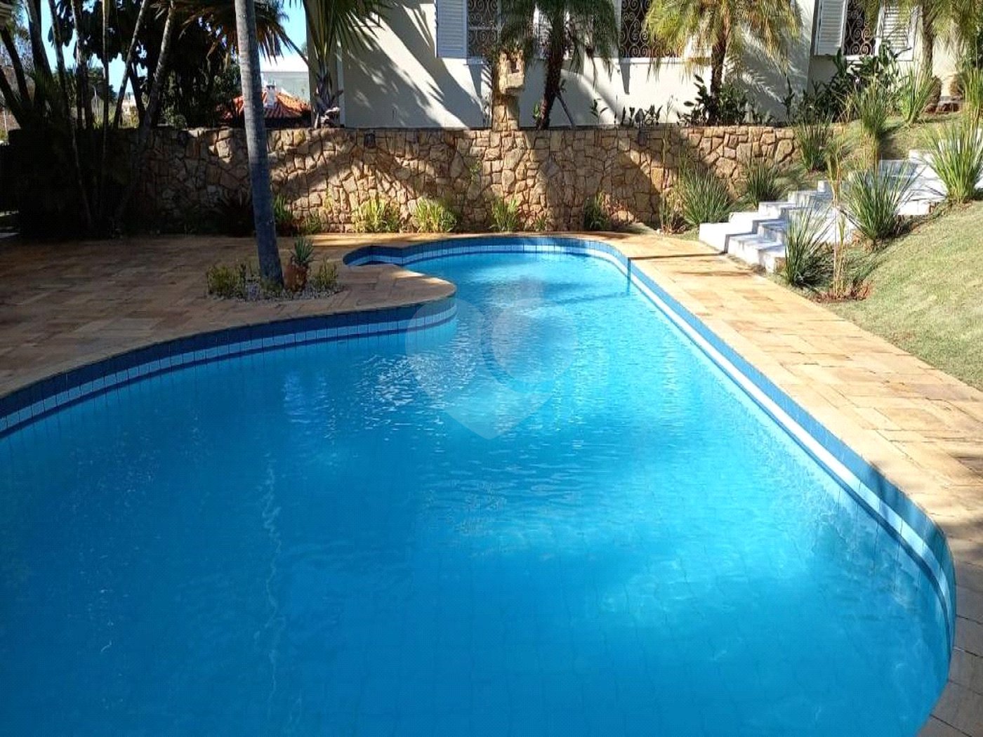 Casa à venda com 3 quartos, sendo 1 suíte,  em Bosque, Vinhedo, SP