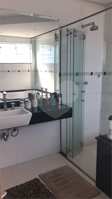 Casa à venda com 4 suítes no condomínio Aruã, Mogi das Cruzes - SP