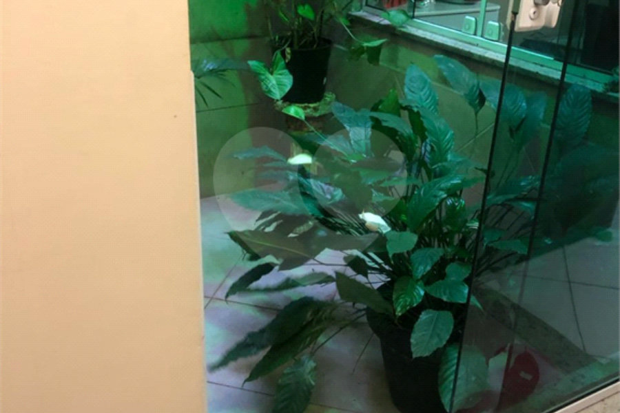Sobrado à venda com 3 quartos, sendo 1 suíte, em Vila Mangalot, São Paulo, SP