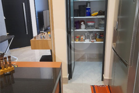 Casa à venda com 3 suítes no condomínio Reserva Real, Paulínia - SP