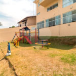 Casa à venda com 3 quartos, sendo 1 suíte, no condomínio Vale do Sol, Bom Jesus dos Perdões - SP