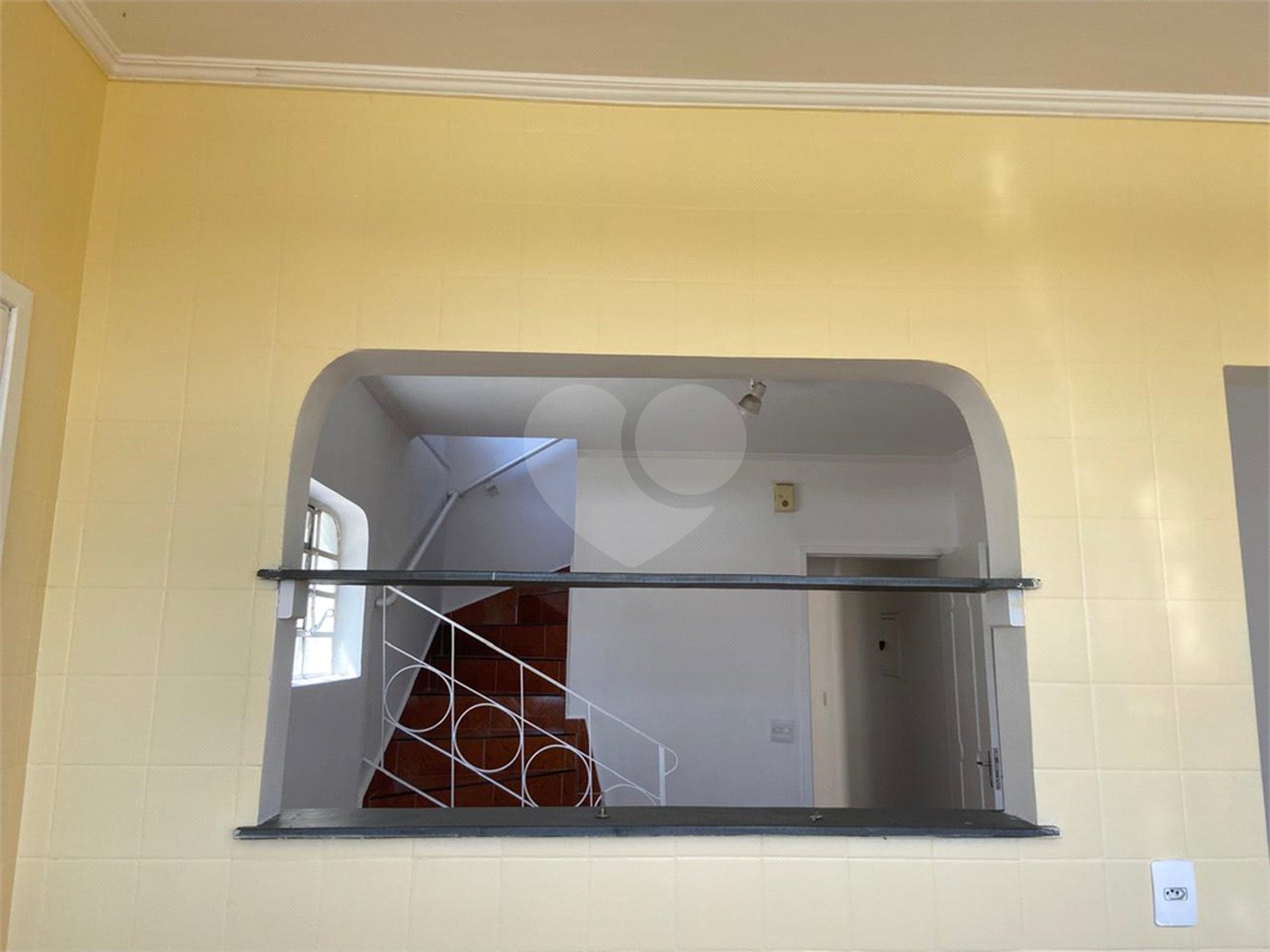 Sobrado à venda com 3 quartos, sendo 1 suíte,  em Parque Maria Domitila, São Paulo, SP